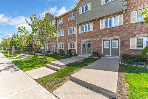 35-209 Harvie Rd, Barrie, ON, L4N9P8 | Card Image