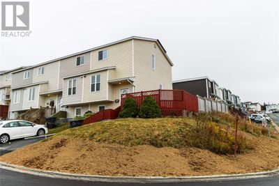 17 Nash Cres, House other with 3 bedrooms, 1 bathrooms and null parking in Mount Pearl NL | Image 1