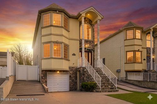 106 Edgegrove Avenue, Staten Island, NY, 10312 | Card Image