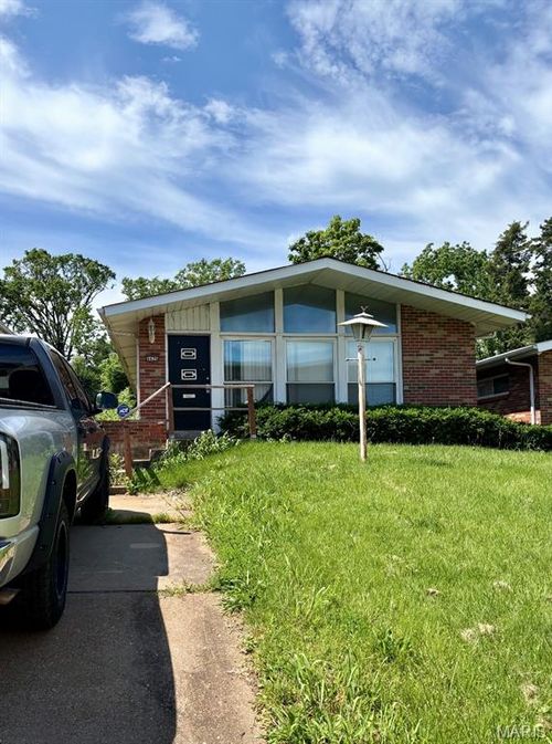 4426 Carter Avenue, St Louis, MO, 63115 | Card Image