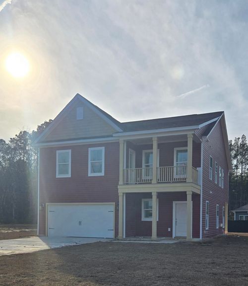 104 Susie Dr, Ridgeville, SC, 29472-8076 | Card Image