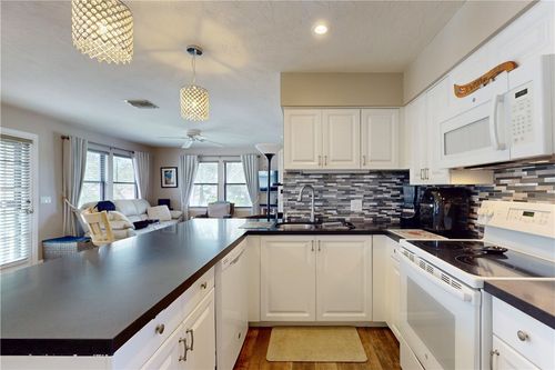 apt-202-605 Timber Ridge Trl Sw, Vero Beach, FL, 32962-5942 | Card Image