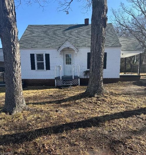 901 Old Thomasville Rd, High Point, NC, 27260-8438 | Card Image