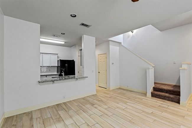 2740 Olympic Park Dr, Townhouse with 2 bedrooms, 3 bathrooms and null parking in Grand Prairie TX | Image 8