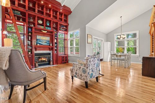 10001 Goodview Ct, Raleigh, NC, 27613-5428 | Card Image