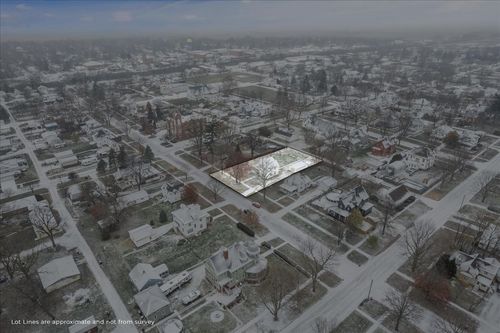 427 E Orleans St, Paxton, IL, 60957-1513 | Card Image