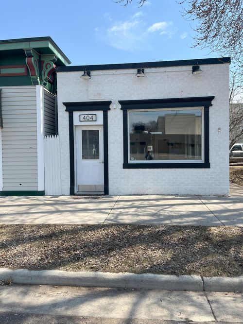 404 1st St, SHELL LAKE, WI, 54871-9700 | Card Image