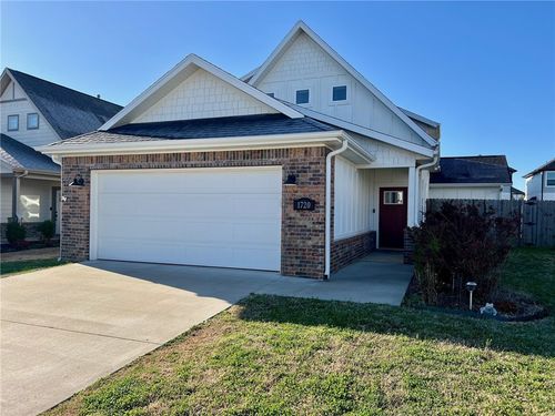 1720 Broadway Place, Rogers, AR, 72758 | Card Image