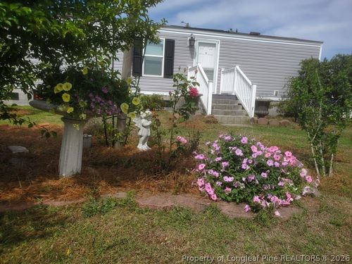 1992 Henry Hammond Rd, Lumberton, NC, 28360-8642 | Card Image