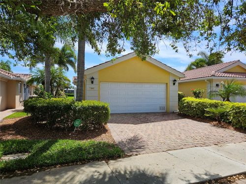 5943 Benevento Dr, SARASOTA, FL, 34238-2881 | Card Image