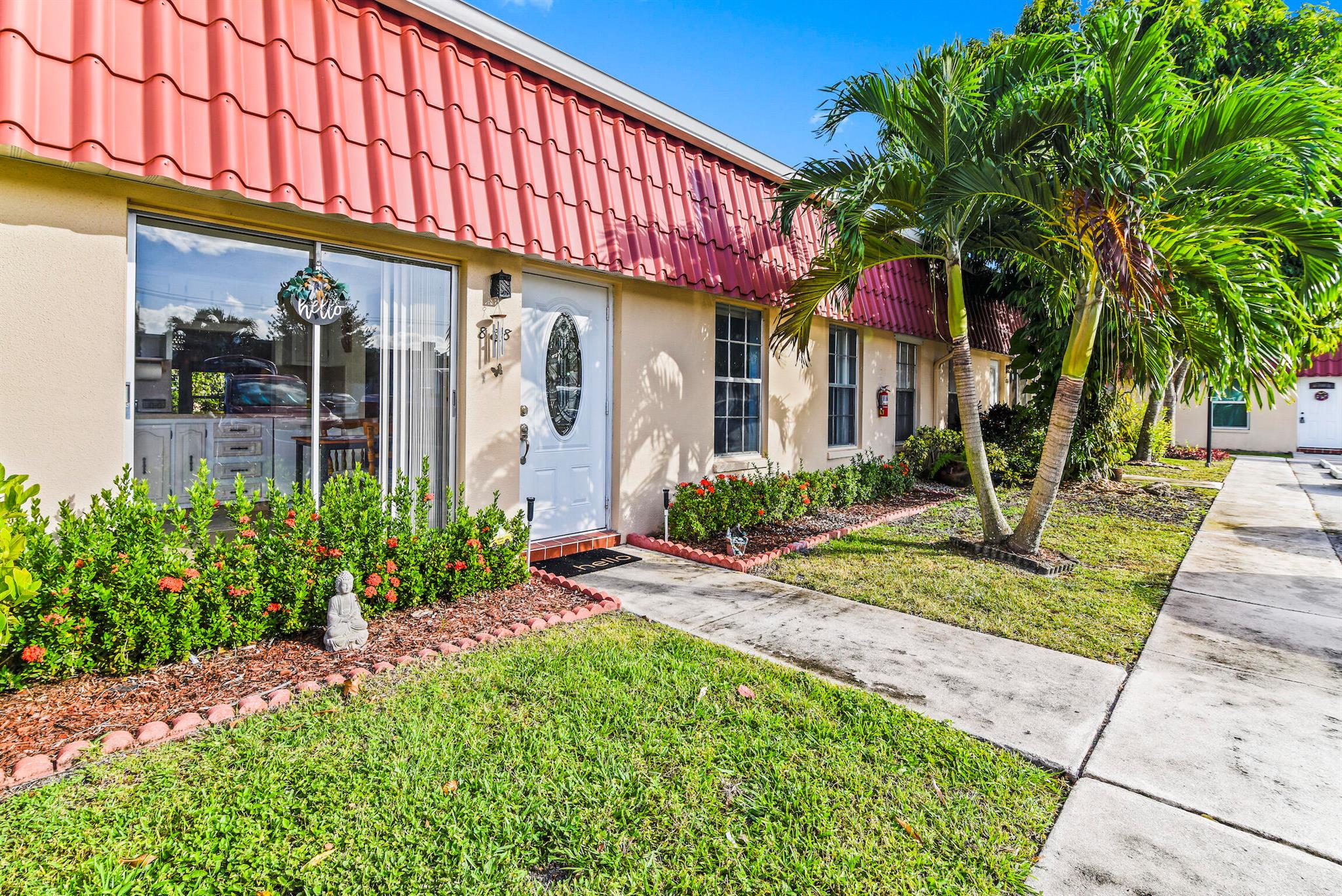 Worcester Ln, Lake Worth, FL 33467