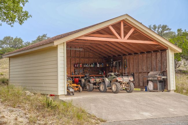 1401 Cedar Mesa Rd, Home with 3 bedrooms, 2 bathrooms and null parking in Tarpley TX | Image 45