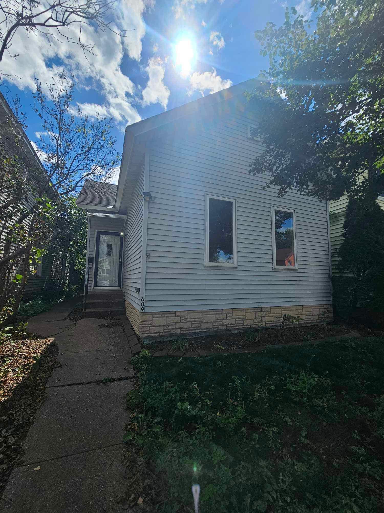 4th St, Winona, MN 55987
