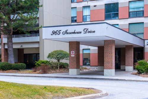 1111-965 Inverhouse Drive, Mississauga, ON, L5J4B4 | Card Image