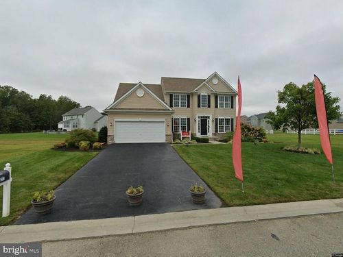 211 Arrowood Dr, SMYRNA, DE, 19977-4443 | Card Image