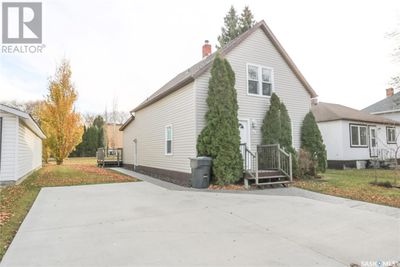 89 Betts Ave, House other with 3 bedrooms, 2 bathrooms and null parking in Yorkton SK | Image 1