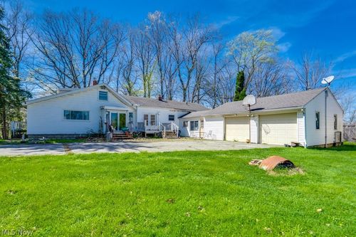 4559 Van Epps Rd, Brooklyn Heights, OH, 44131-1009 | Card Image