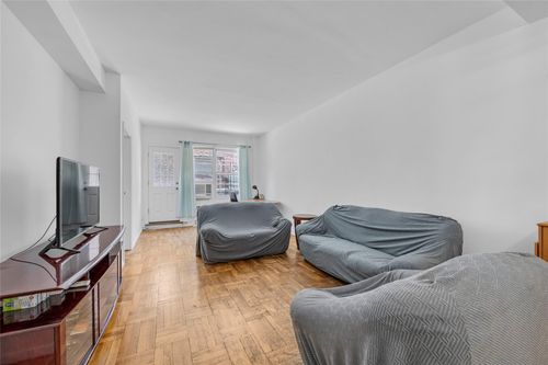 apt-114-110 71st Rd, Forest Hills, NY, 11375-4901 | Card Image