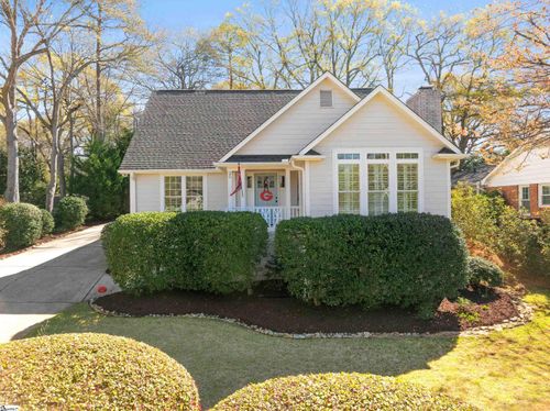 25 Frontus St, Greenville, SC, 29605-1918 | Card Image