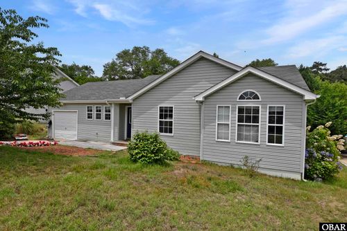 192 Colingwood Ln, Kill Devil Hills, NC, 27948-8502 | Card Image