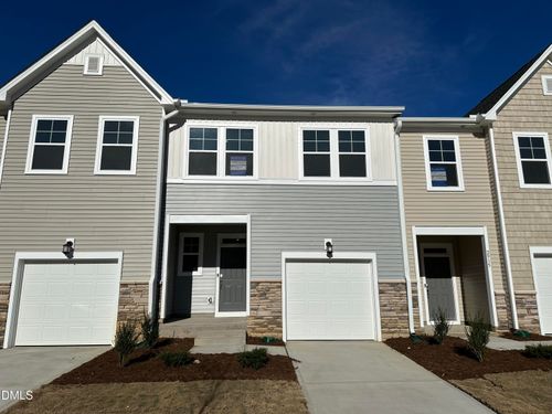 2913 Hickory Field Dr, Raleigh, NC, 27601 | Card Image