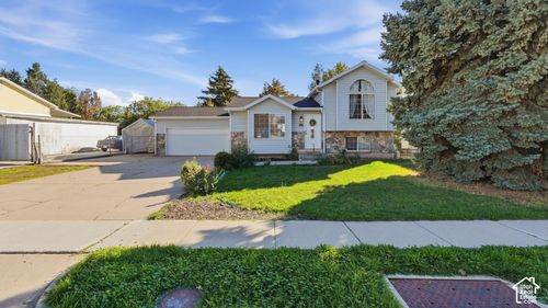 102 E 1150 N, Layton, UT, 84041-2458 | Card Image