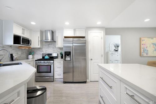 5002 Greenwood Court, Fairfield, CA, 94534 | Card Image