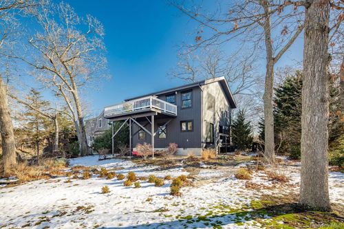 9 Helens Ln, Southampton, NY, 11968-1711 | Card Image