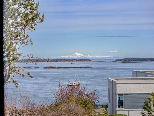 200-2747 Satellite St, Oak Bay, BC, V8S5G7 | Card Image