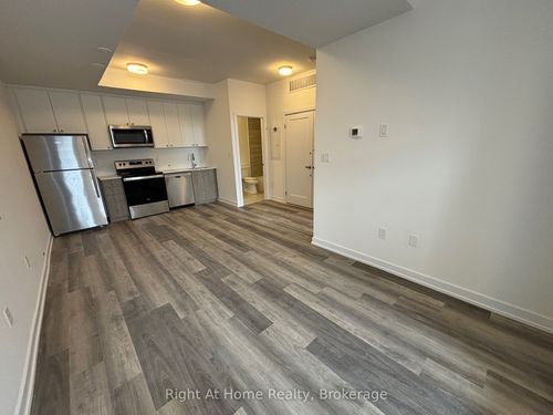 m17-40 Palace St, Kitchener, ON, N2E0J3 | Card Image