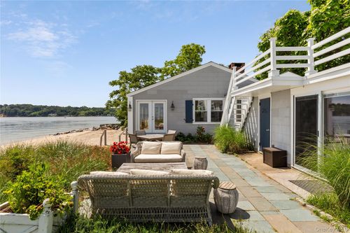 335 Centre Island Rd, Oyster Bay, NY, 11771-5009 | Card Image