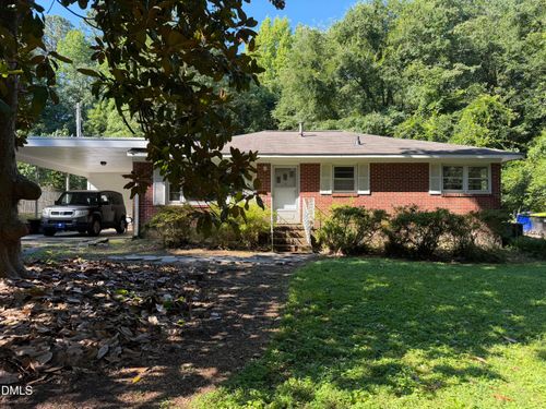 12 S Circle Dr, Chapel Hill, NC, 27516-3104 | Card Image