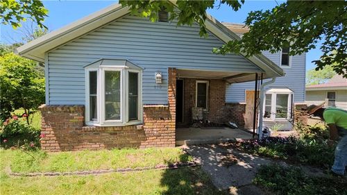 618 S Main St, Granby, MO, 64844-8109 | Card Image
