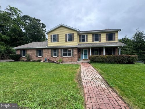 400 27th St, HUNTINGDON, PA, 16652-9749 | Card Image