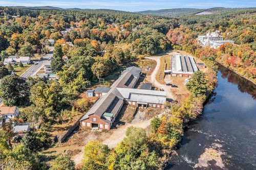 70 W River St, Orange, MA, 01364-1409 | Card Image