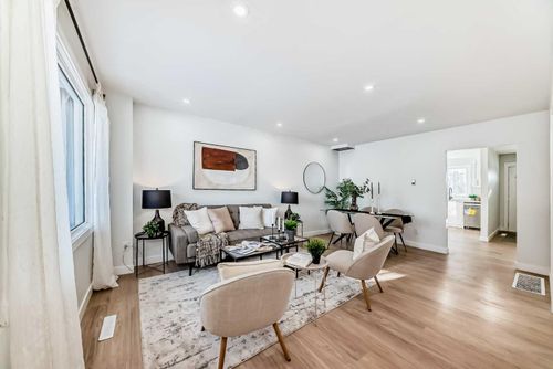 146-2211 19 St Ne, Calgary, AB, T2E4Y5 | Card Image