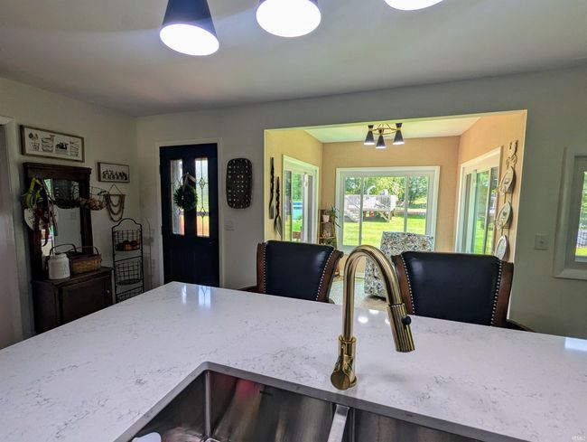 1406 N 800 E, House other with 3 bedrooms, 3 bathrooms and null parking in Greentown IN | Image 7