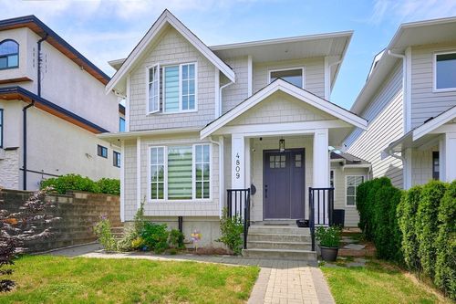 4809 Patterson Ave, Burnaby, BC, V5G3A6 | Card Image