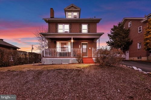 219 Revere Blvd, WEST LAWN, PA, 19609-2462 | Card Image