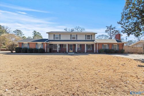 2303 College St Se, Decatur, AL, 35601-5311 | Card Image