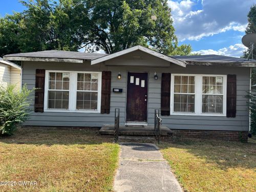 2012 E Mitchell St, Humboldt, TN, 38343-3028 | Card Image