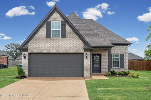 2341 Kent Dr, Southaven, MS, 38672-7238 | Card Image