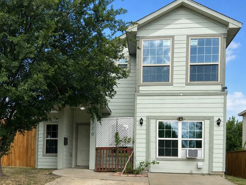 310 S Justin Ave, Dallas, TX, 75211-4402 | Card Image