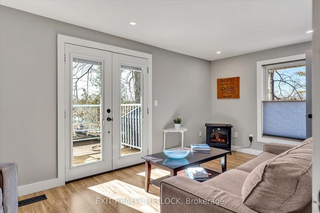 64 Front St E, House other with 4 bedrooms, 3 bathrooms and 10 parking in Bobcaygeon ON | Image 36