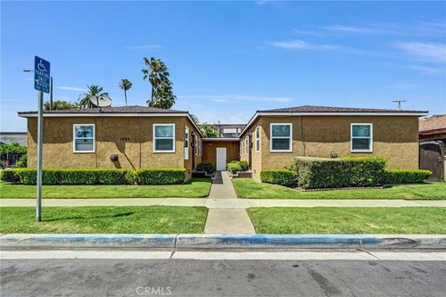 1065 E 19th St, Long Beach, CA, 90806-5030 | Card Image
