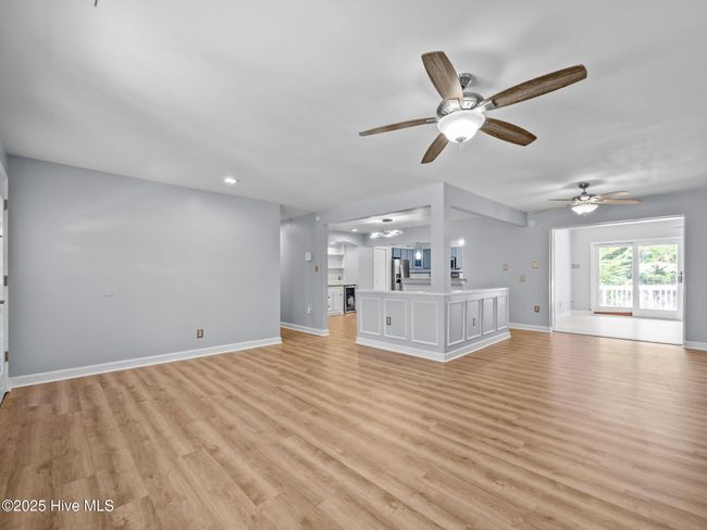 639 W Shore Dr, House other with 5 bedrooms, 4 bathrooms and 2 parking in Swansboro NC | Image 13