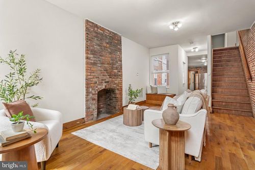 1742 E Lombard St, BALTIMORE, MD, 21231-1810 | Card Image