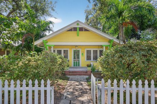 236 21st Ave N, ST PETERSBURG, FL, 33704-4434 | Card Image