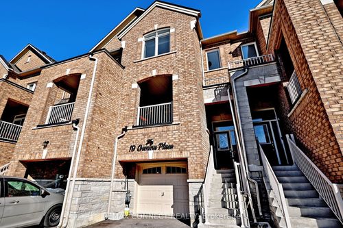 19 Gemma Pl, Brampton, ON, L6Z0J5 | Card Image