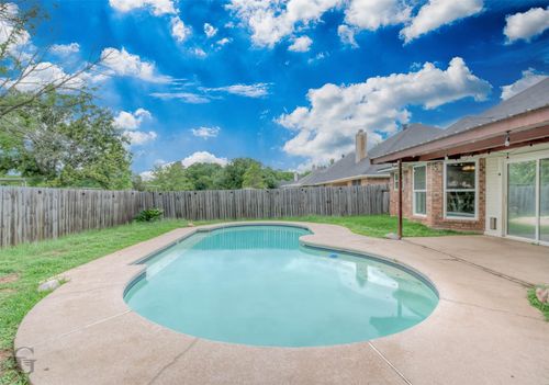 2209 Woodbridge St, Bossier City, LA, 71111-5615 | Card Image